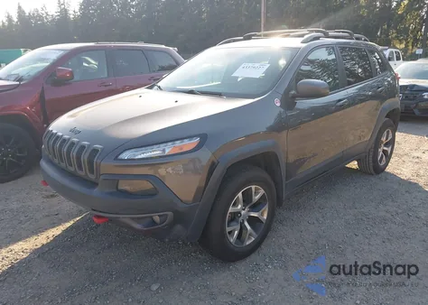 2017 Jeep Cherokee Trailhawk 4X4 z USA, uszkodzony, nr VIN 1C4PJMBB4HW538954